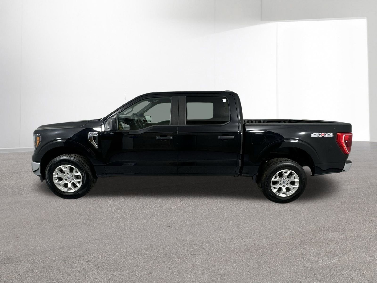 Used 2023 Ford F150 XLT image 29