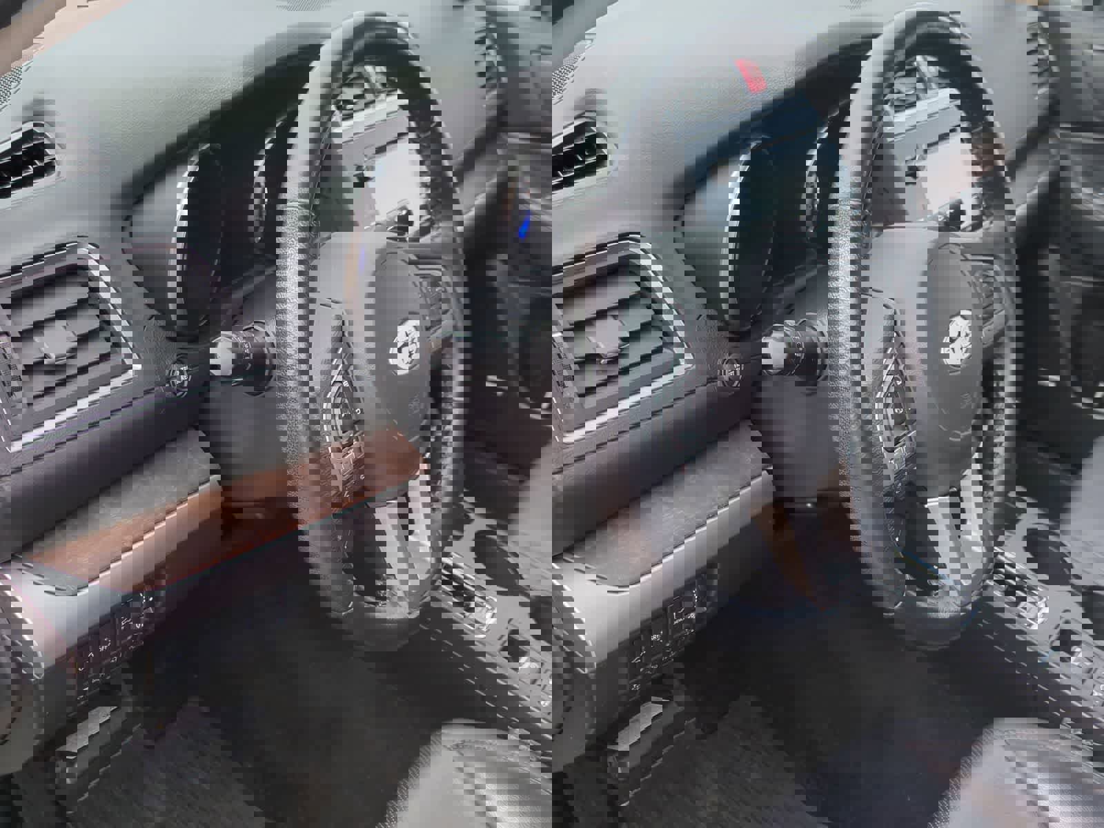 Used 2015 Subaru Outback 3.6R Limited image 10