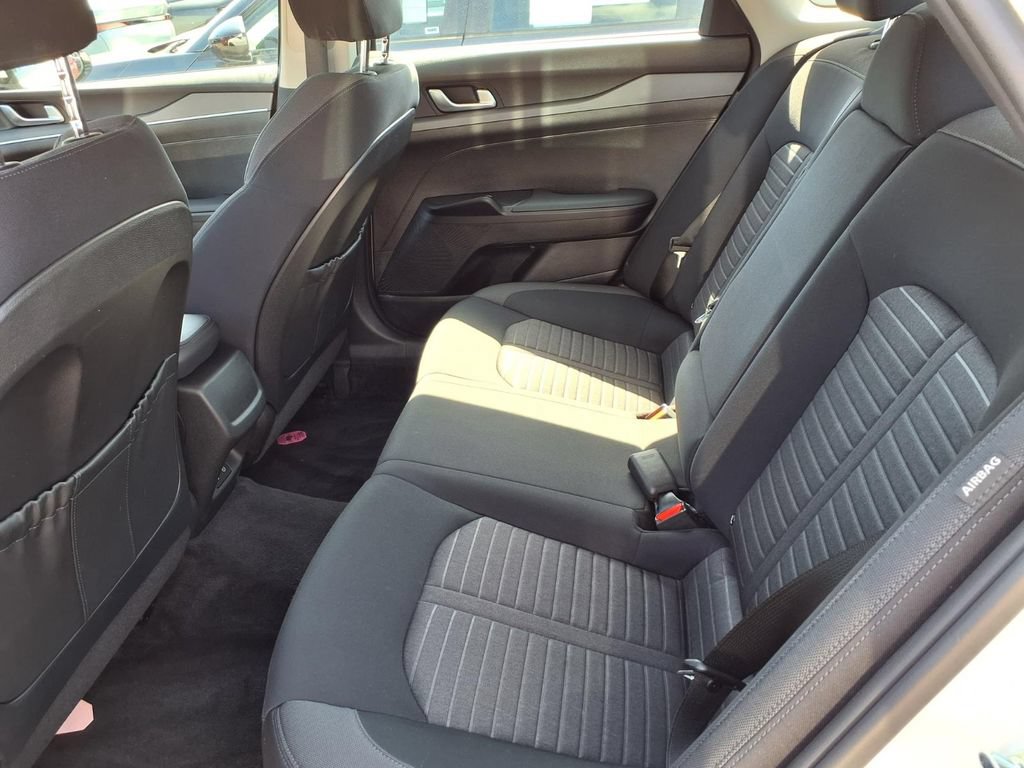 Used 2025 Kia K5 LXS FWD image 7