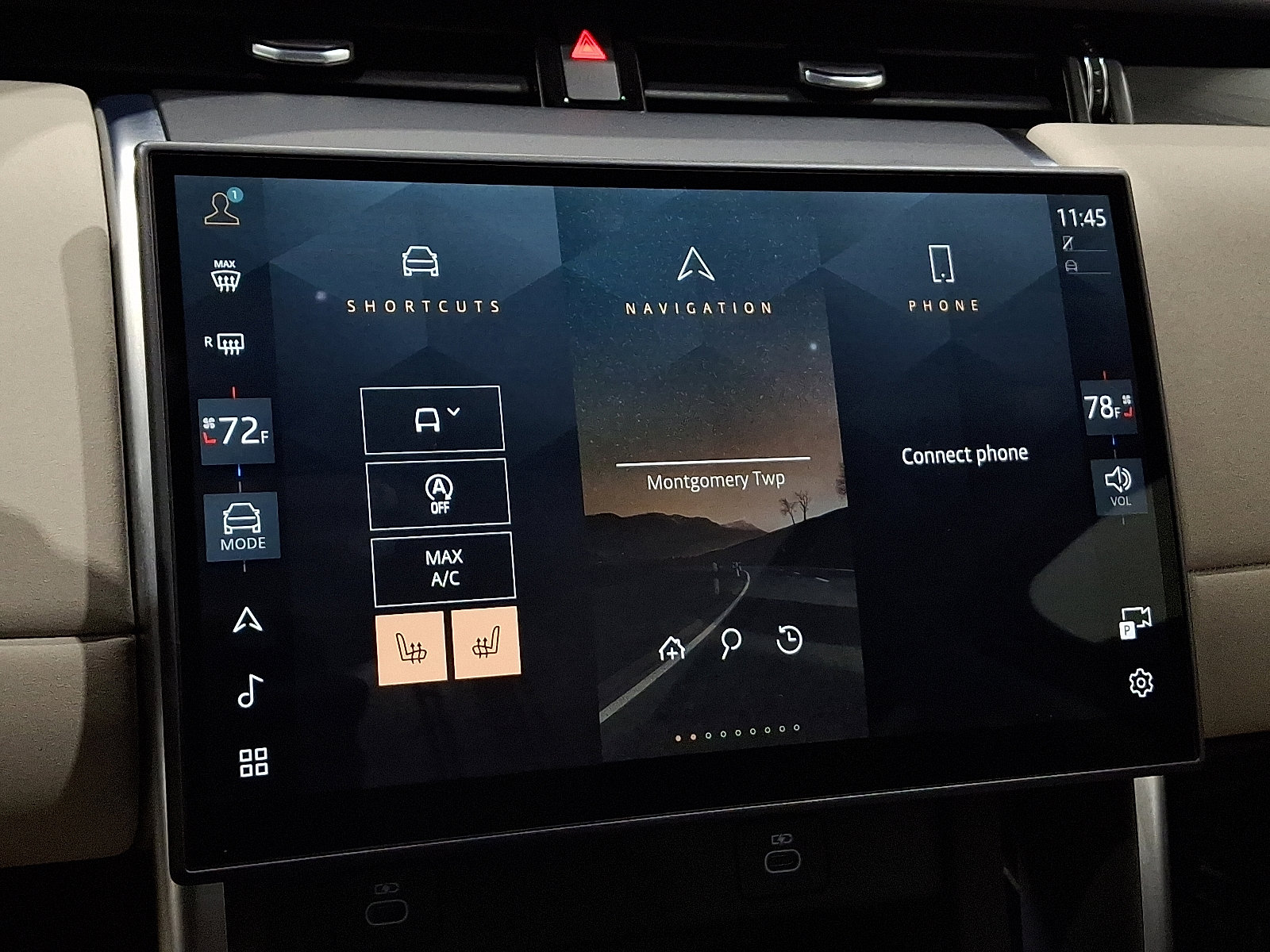 Certified 2025 Land Rover Discovery Sport S image 18