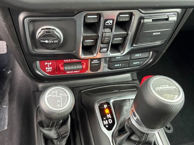 New 2026 Jeep Gladiator Mojave w/ Safety Group AWD/4WD image 20