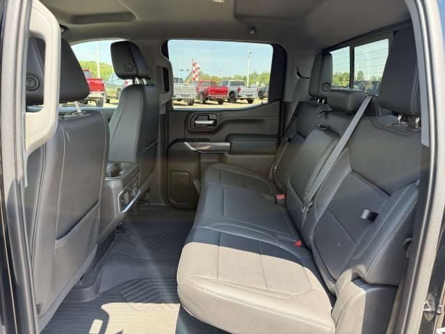 Used 2021 Chevrolet Silverado 1500 LTZ AWD/4WD image 13