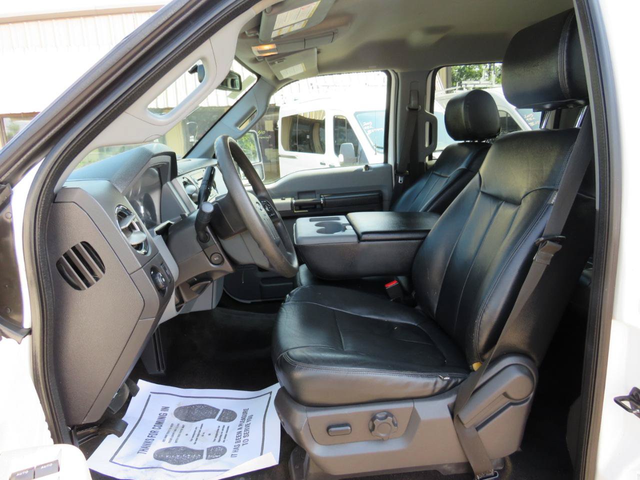 Used 2015 Ford F350 XLT w/ XLT Value Package AWD/4WD image 8