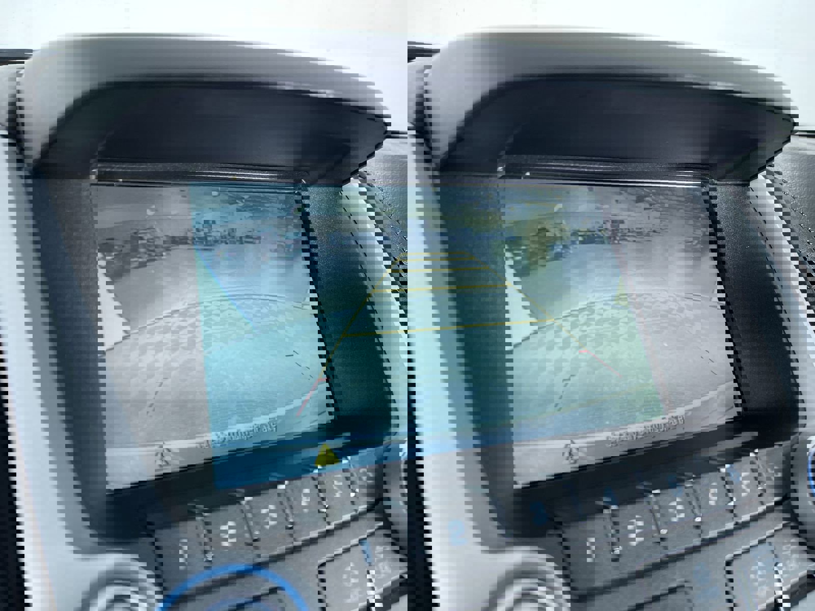 Used 2016 Chevrolet Equinox LT w/ Convenience Package image 18