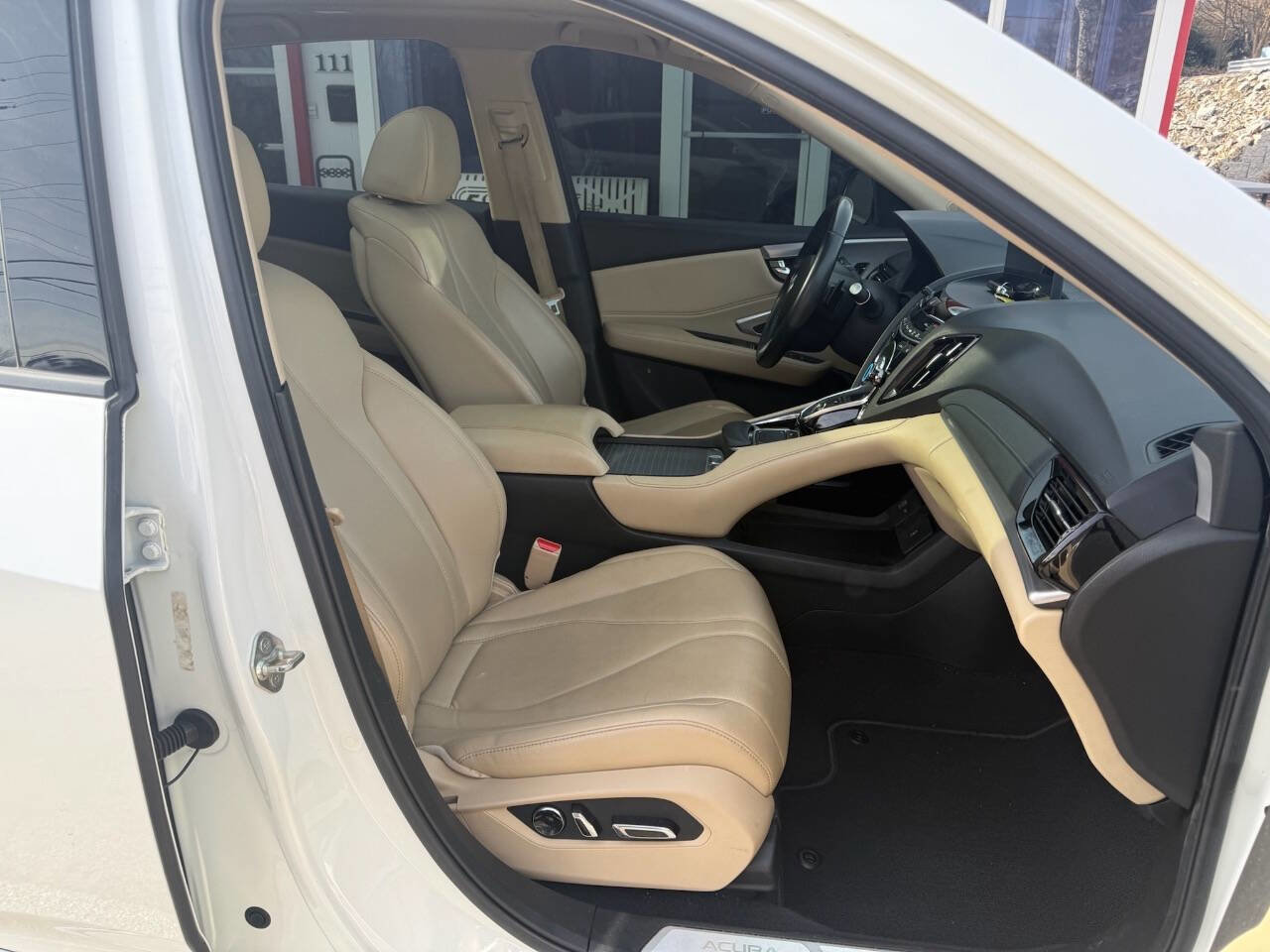 Used 2019 Acura RDX FWD image 14
