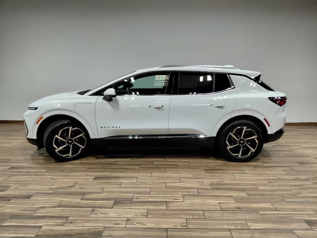 Used 2025 Chevrolet Equinox EV LT w/ Convenience Package image 29