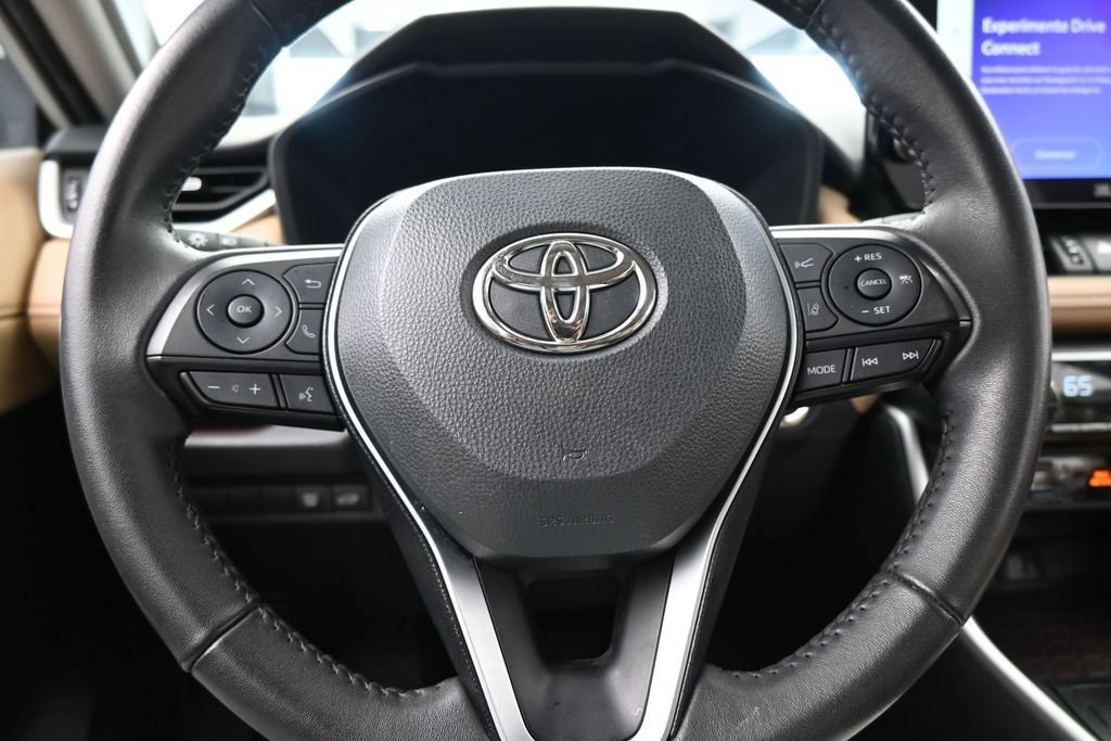 Used 2023 Toyota RAV4 Limited FWD image 26