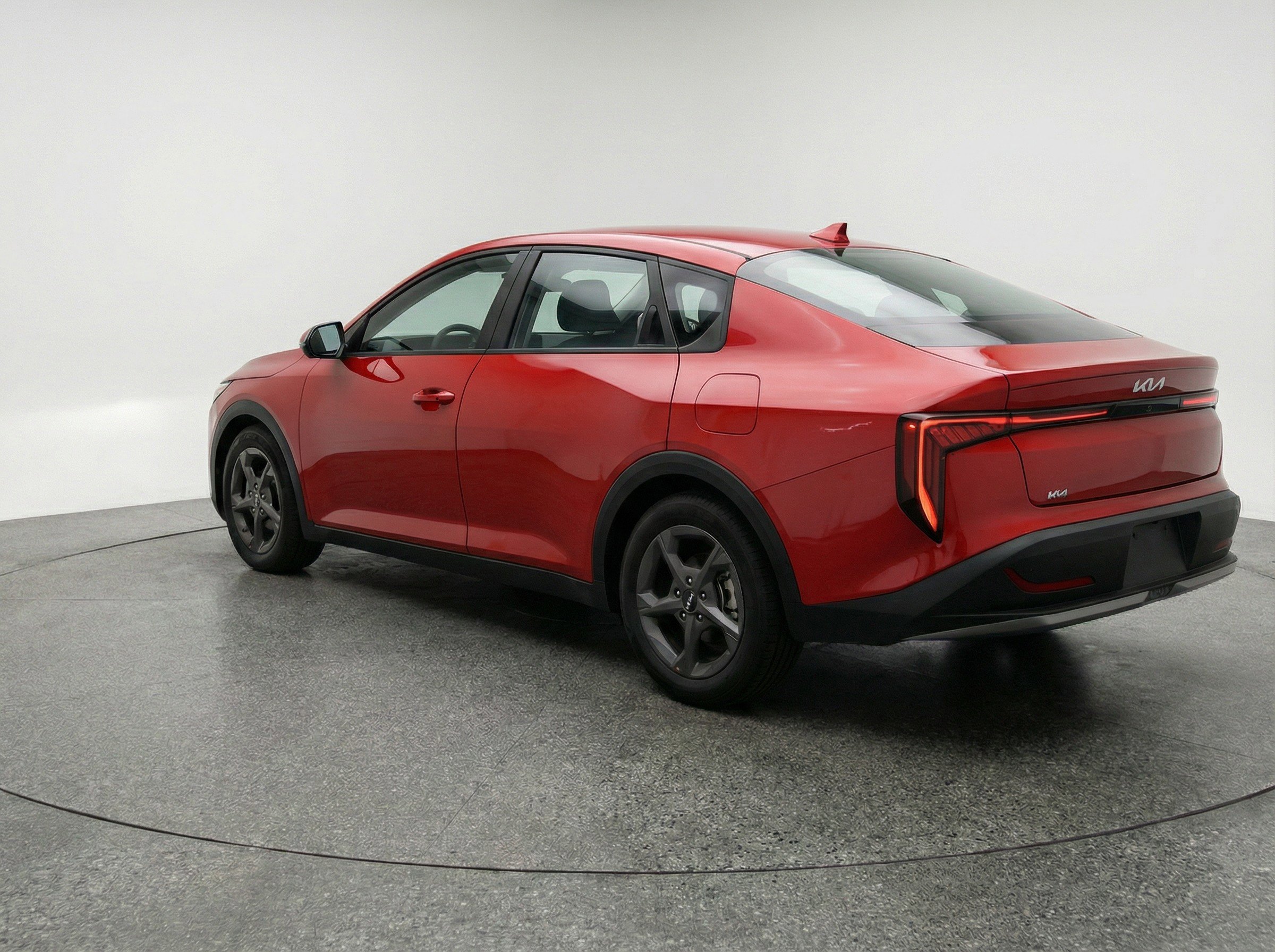 Used 2025 Kia K4 LXS FWD image 6