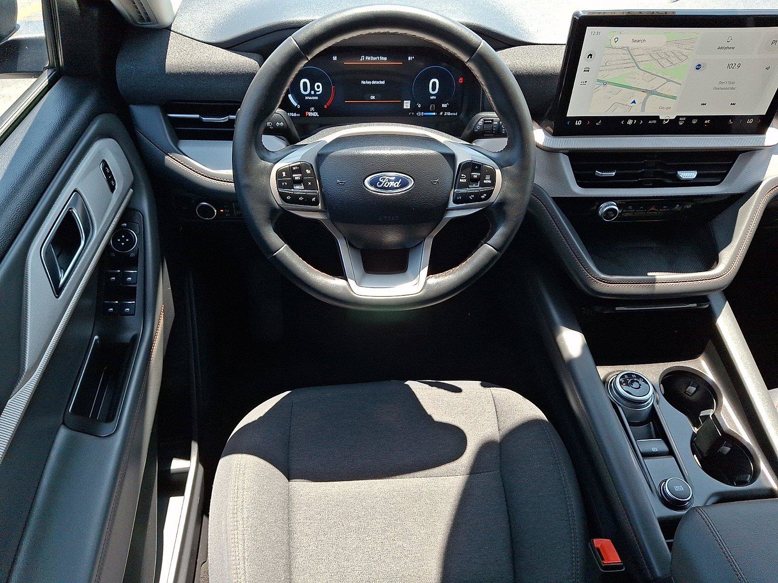 Certified 2025 Ford Explorer Active AWD/4WD image 11
