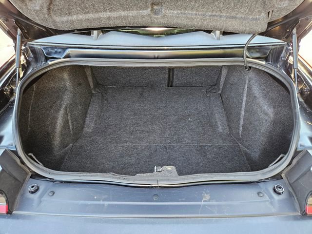 Used 2015 Dodge Challenger R/T Plus image 14