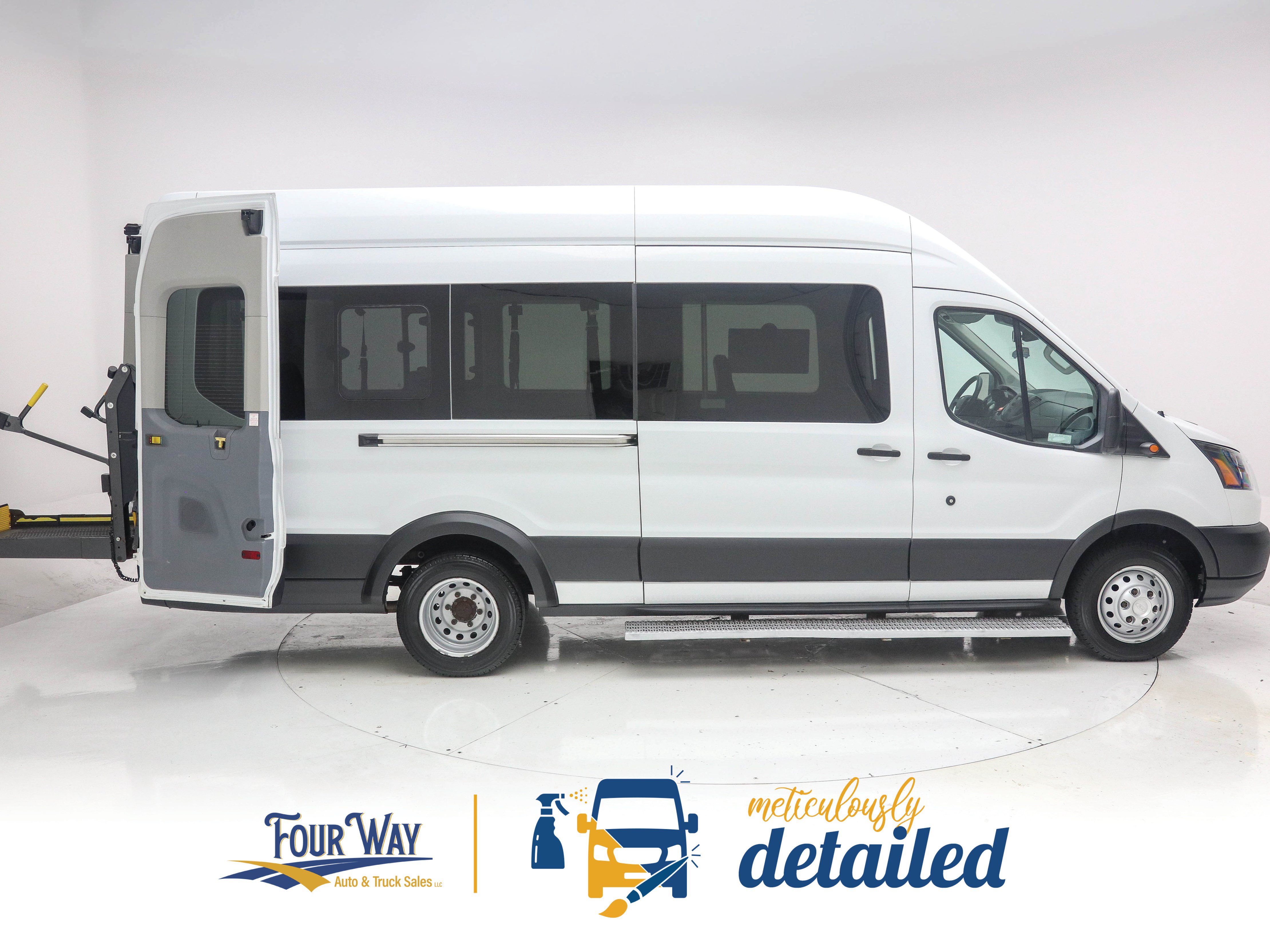 Used 2019 Ford Transit 350 XL RWD image 2