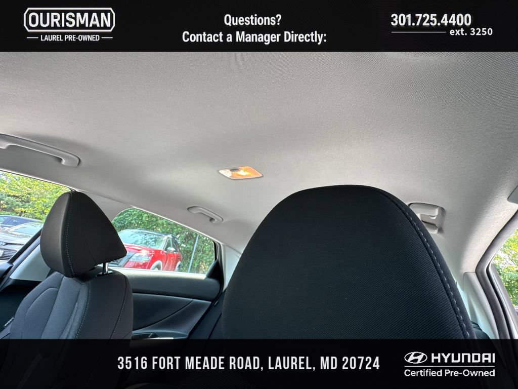 Certified 2025 Hyundai Elantra SE FWD image 16