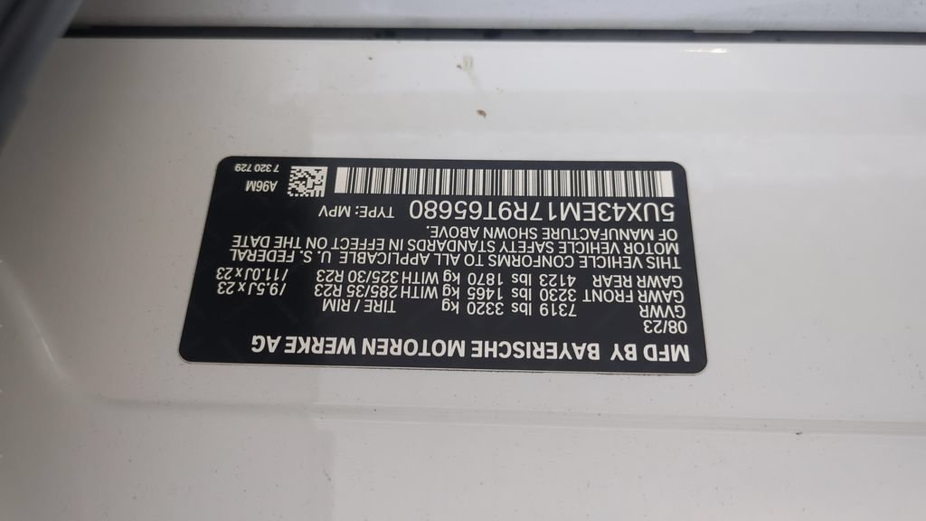 Used 2024 BMW ALPINA XB7 AWD/4WD image 24
