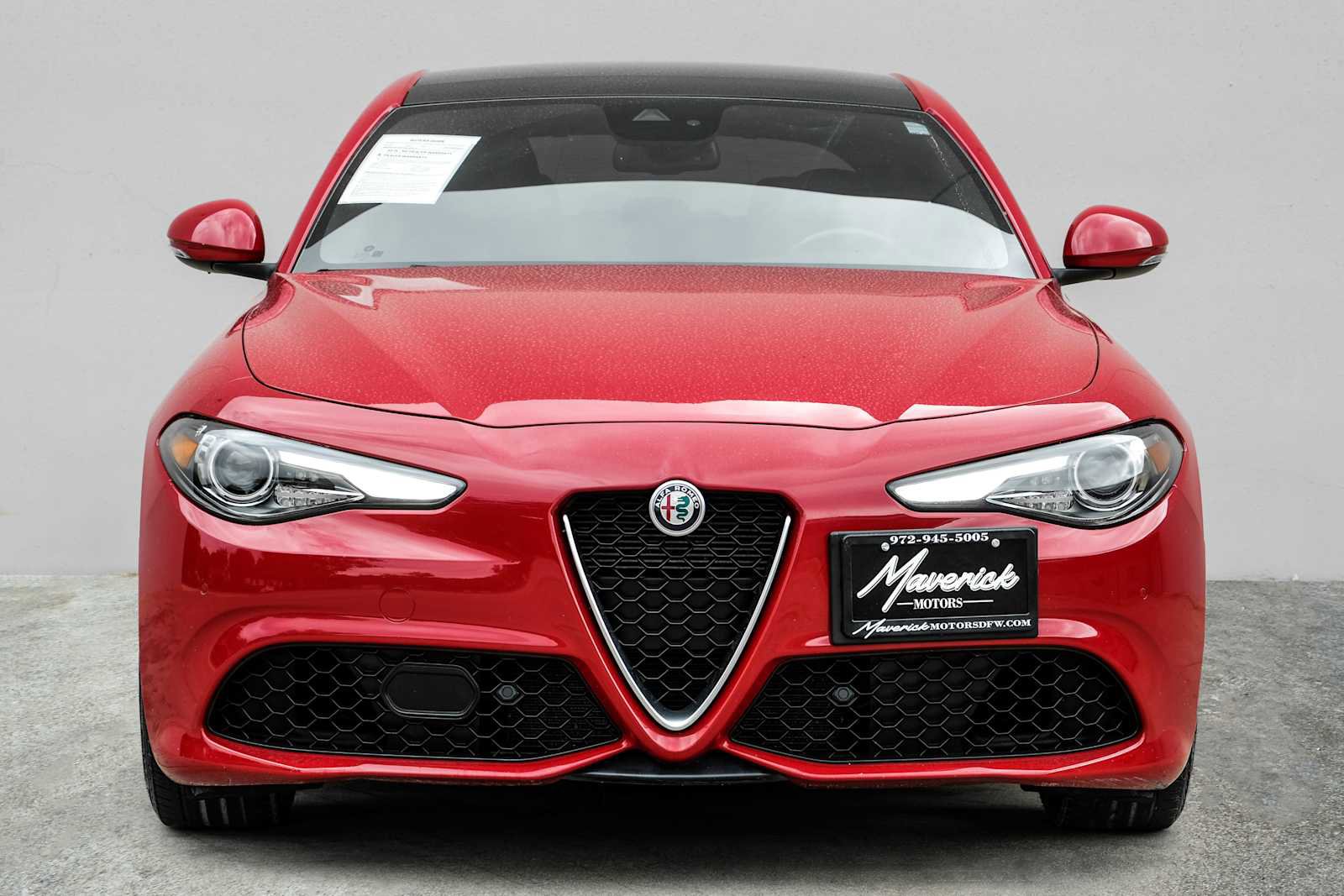 Used 2022 Alfa Romeo Giulia Ti AWD/4WD image 6