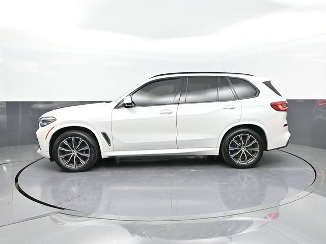 Used 2020 BMW X5 M50i w/ Premium Package AWD/4WD image 2