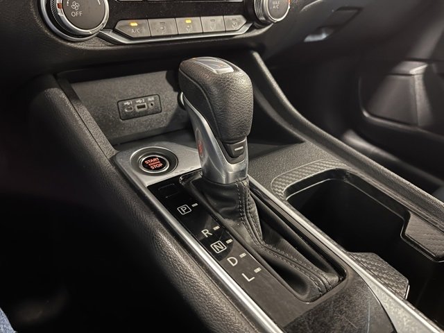 Used 2022 Nissan Sentra SV image 25