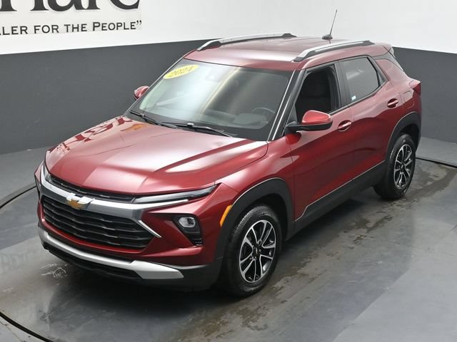Used 2024 Chevrolet TrailBlazer LT w/ LT Cold Weather Package FWD image 44