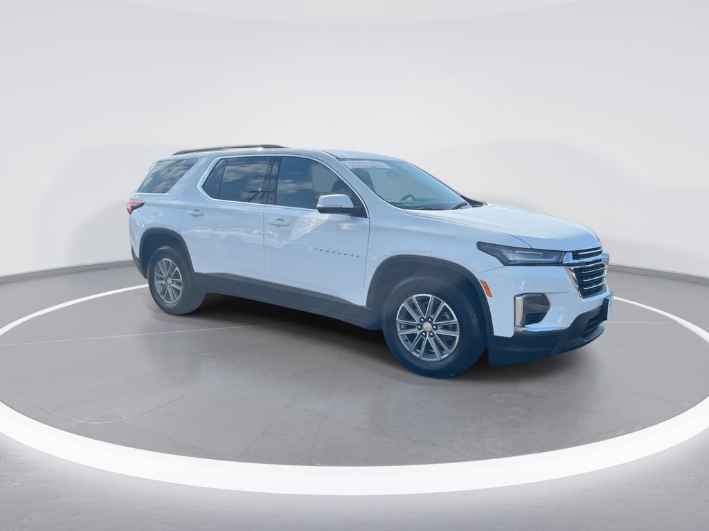 Used 2023 Chevrolet Traverse LT AWD/4WD image 2