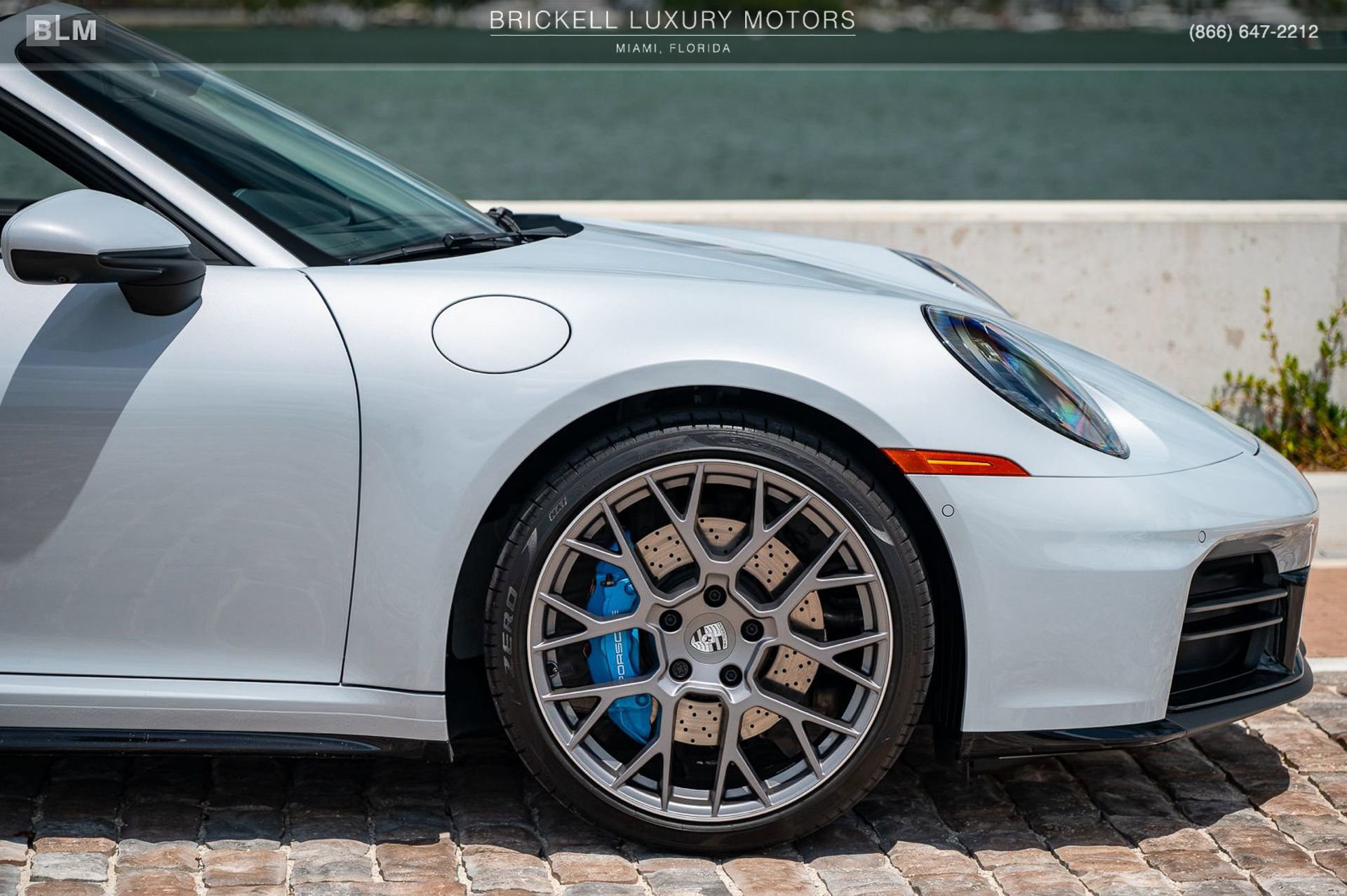 Used 2025 Porsche 911 Carrera RWD image 42