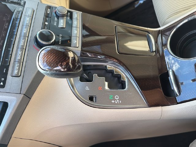 Used 2012 Toyota Venza LE FWD image 24