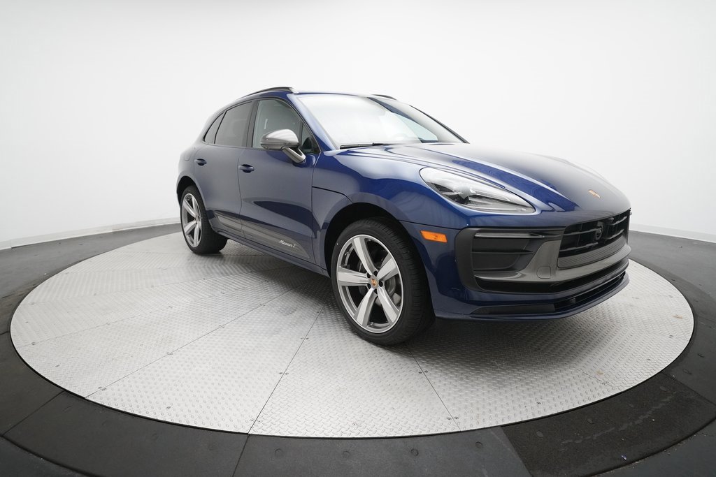 Used 2025 Porsche Macan Turbo image 10