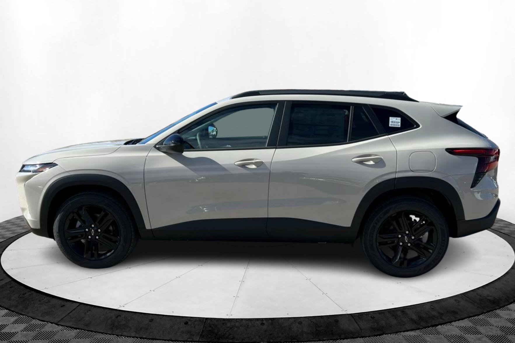 New 2026 Chevrolet Trax ACTIV w/ Driver Confidence Package image 2