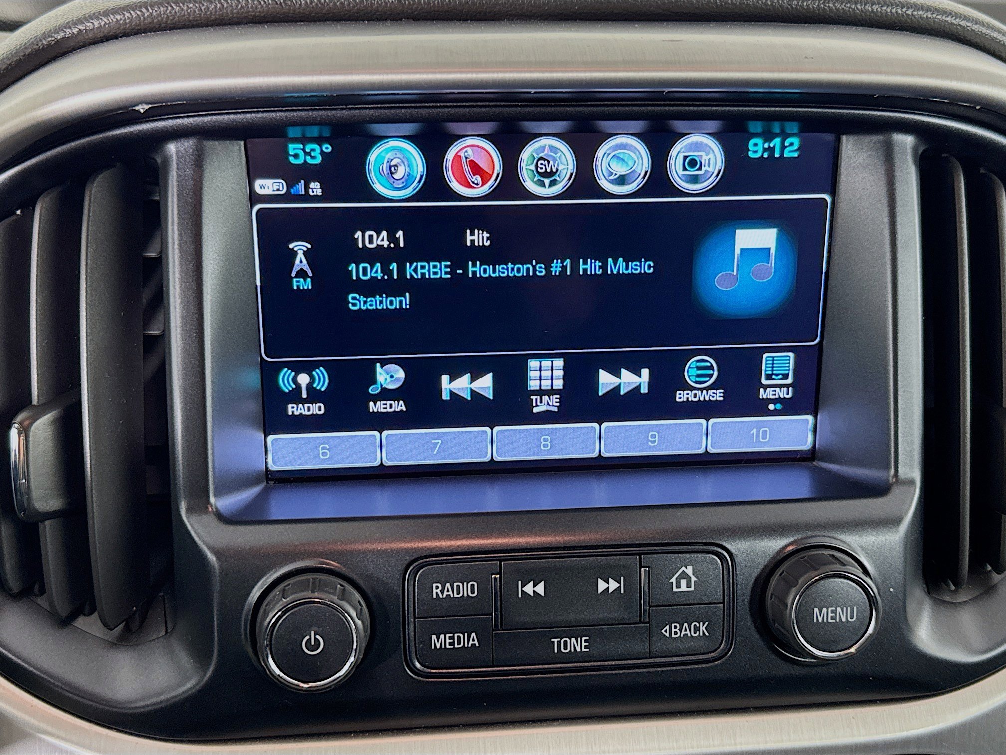 Used 2018 GMC Canyon SLT image 17