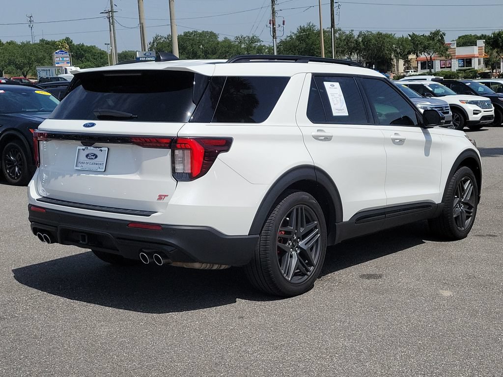 Used 2025 Ford Explorer ST w/ Sun And Sound Package RWD image 5