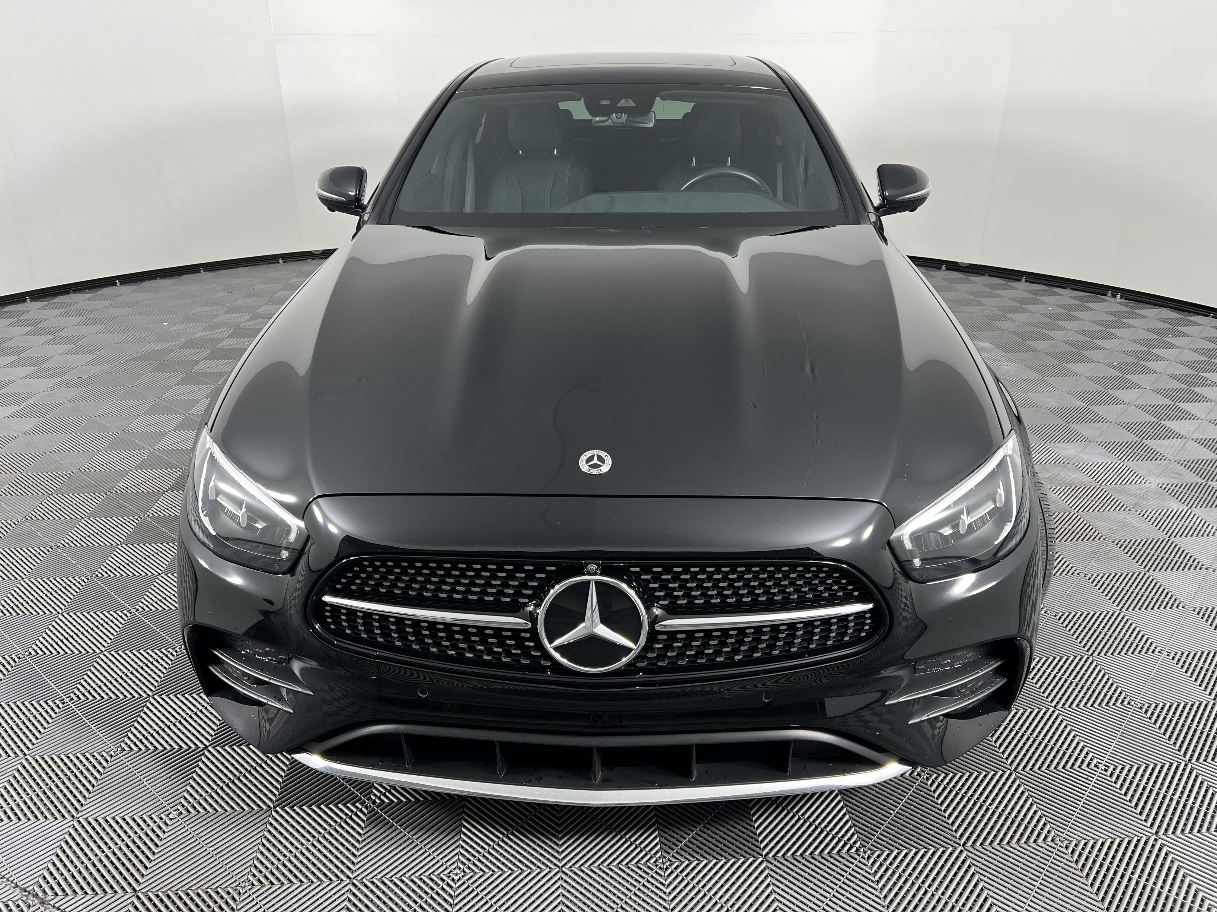 Certified 2023 Mercedes-Benz E 350 4MATIC Sedan image 5