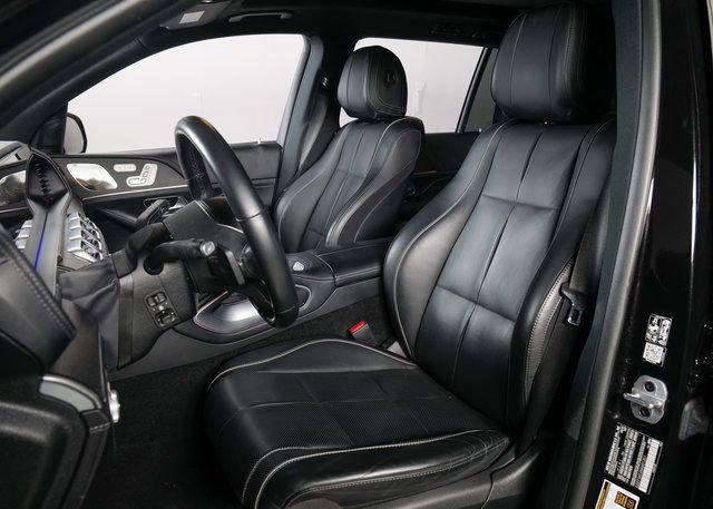 Used 2022 Mercedes-Benz GLS 450 4MATIC image 10
