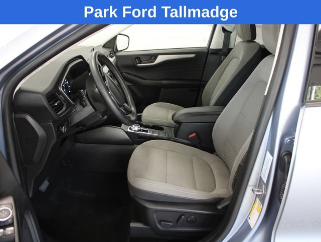 Used 2022 Ford Escape SE w/ SE Sport Appearance Package AWD/4WD image 14