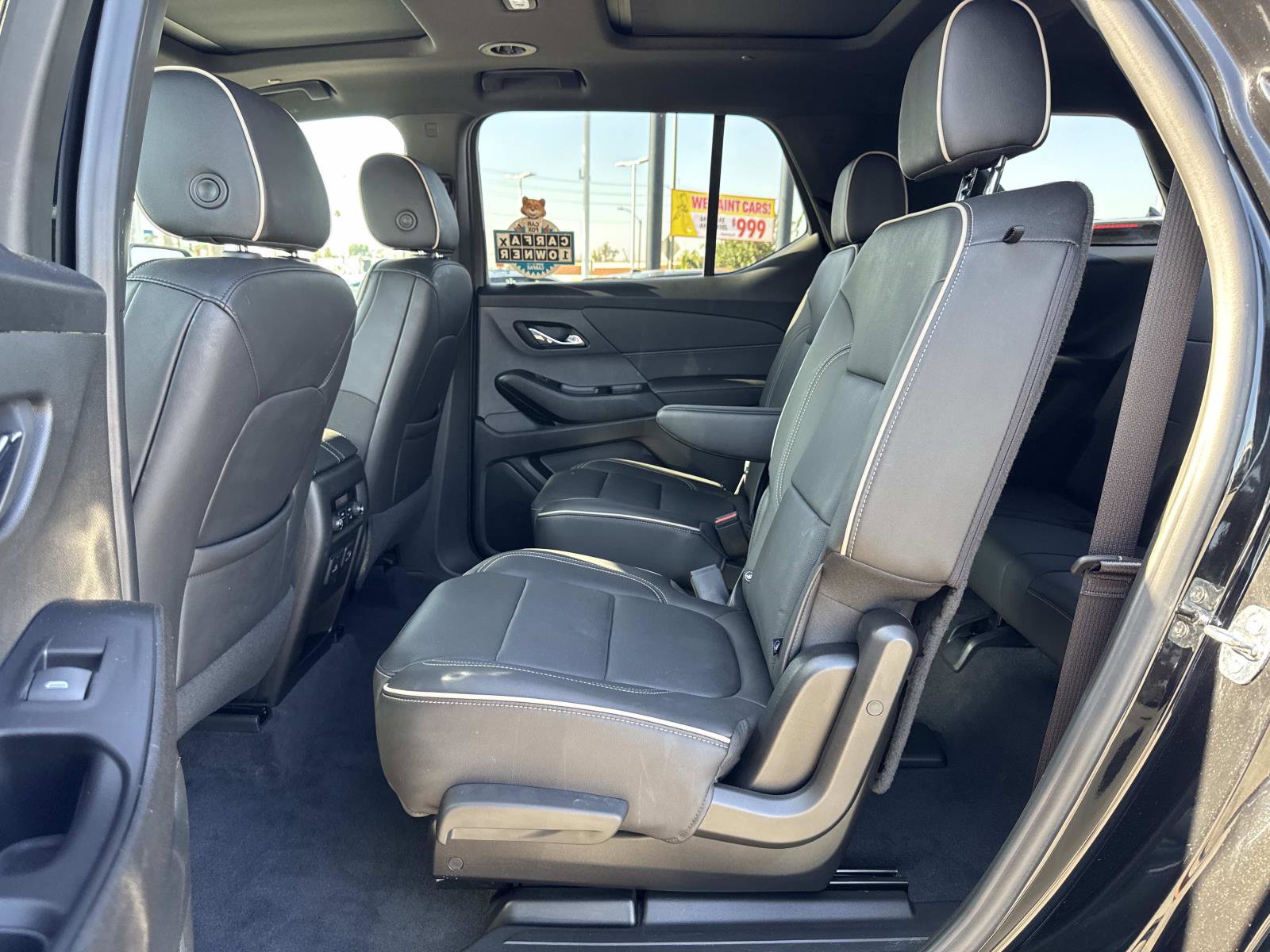 Used 2022 Chevrolet Traverse Premier image 19