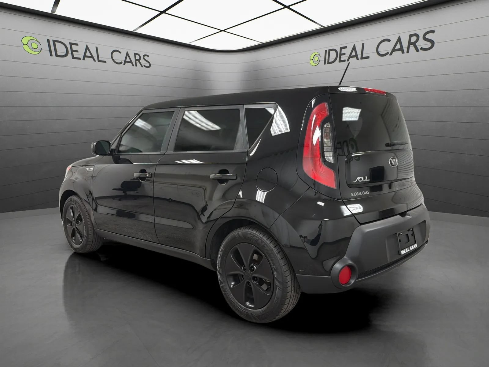 Used 2016 Kia Soul FWD image 7