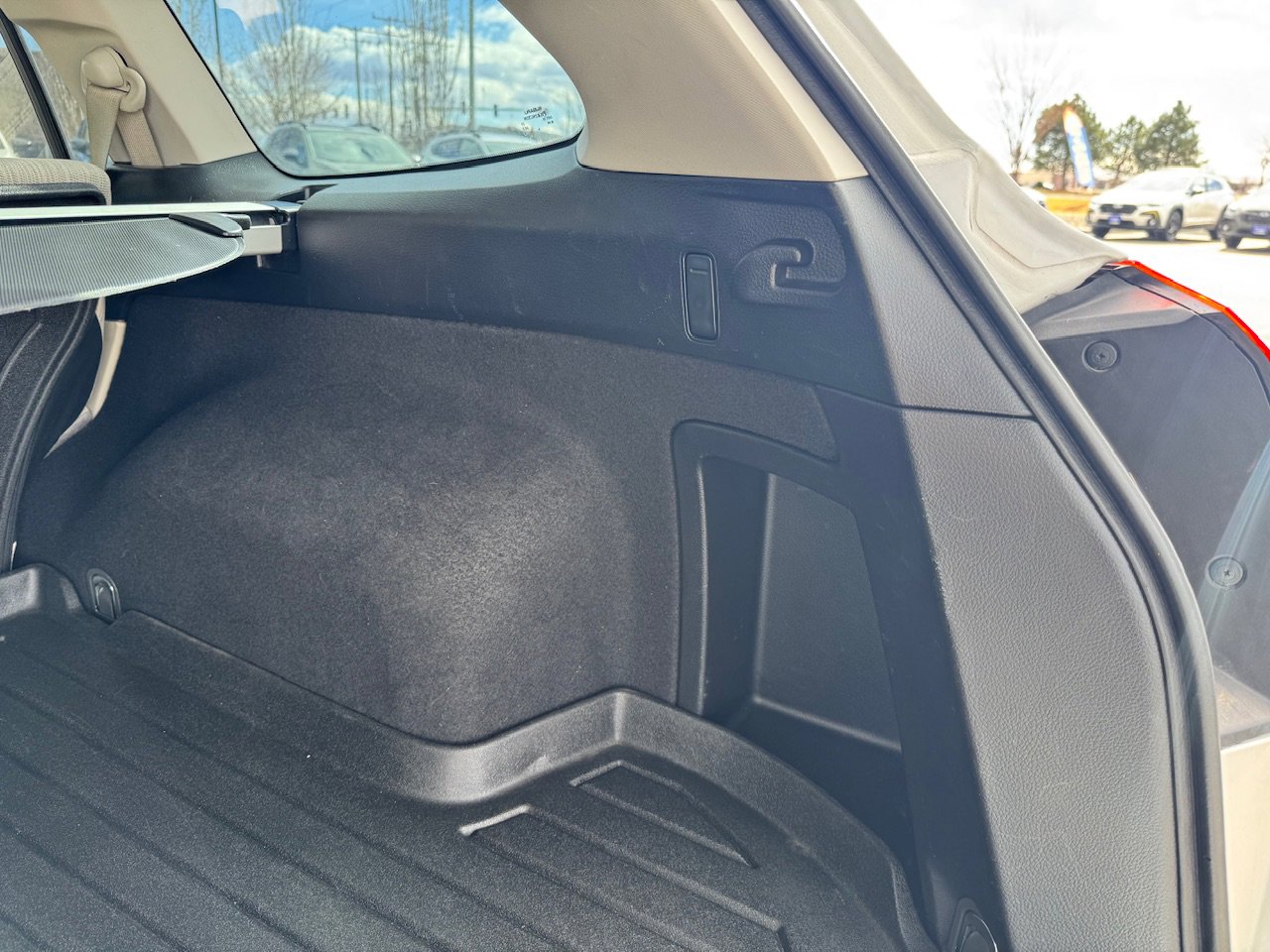 Used 2014 Subaru Outback 2.5i image 39