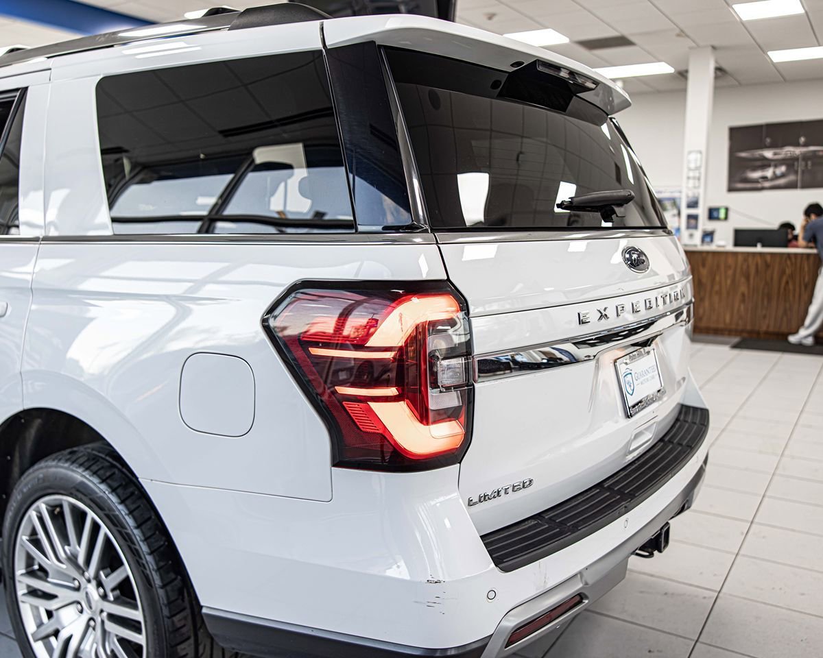 Used 2024 Ford Expedition Limited AWD/4WD image 14