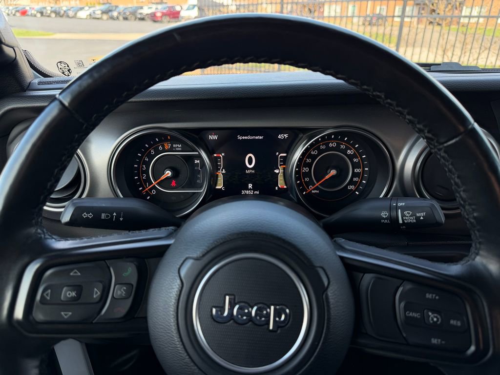 Used 2022 Jeep Gladiator Willys image 22