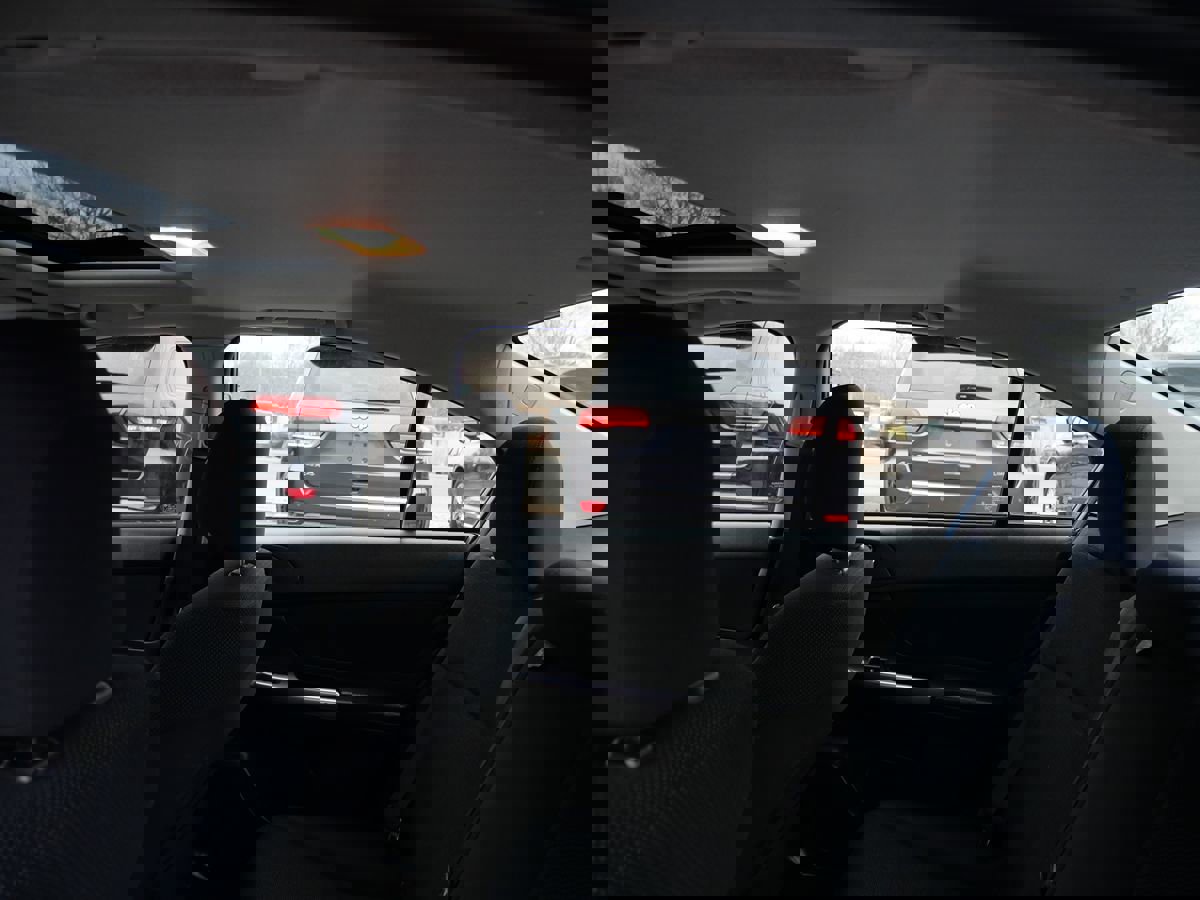 Used 2015 Subaru Impreza 2.0i Premium image 18