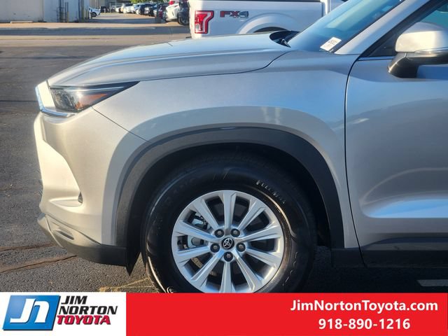 Used 2026 Toyota Grand Highlander FWD image 8