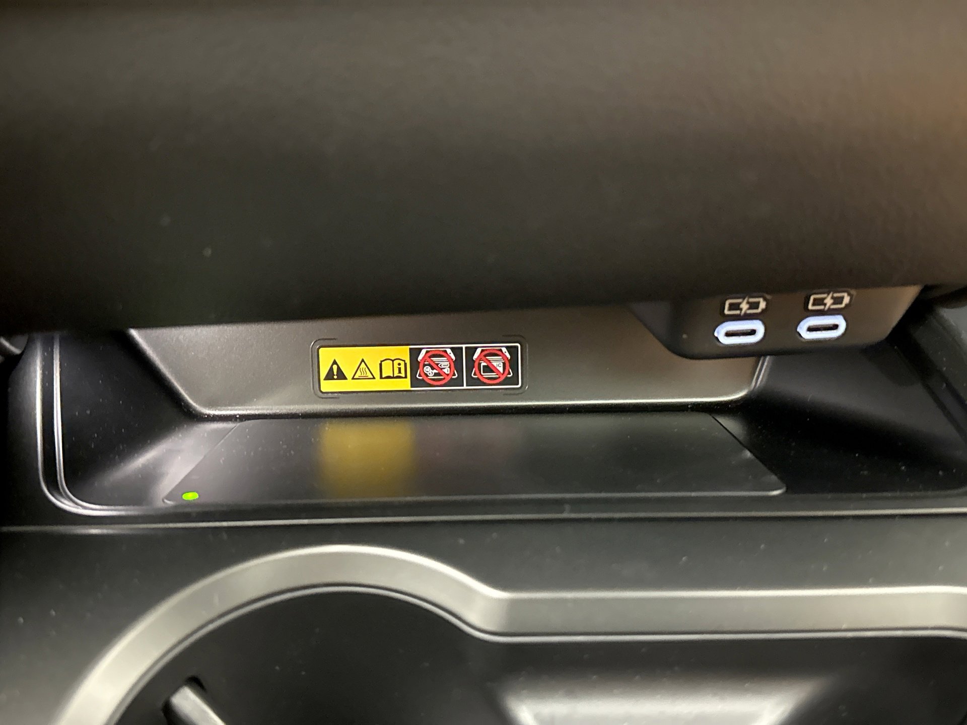 Used 2025 Lexus UX 300h AWD w/ Accessory Package (Z1) image 16