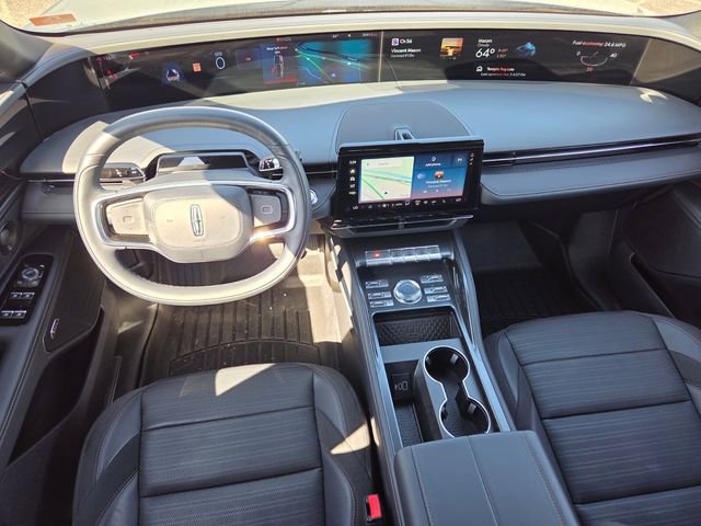 Used 2025 Lincoln Nautilus Reserve w/ Jet Appearance Package image 13