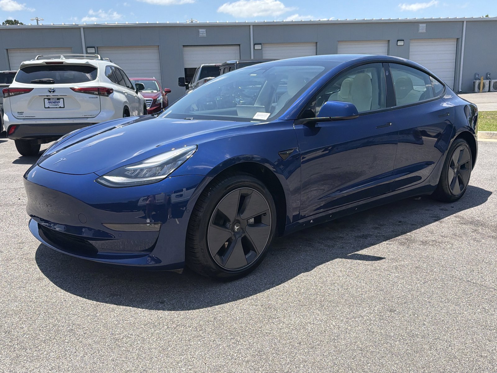 Used 2021 Tesla Model 3 Standard Range Plus RWD image 7