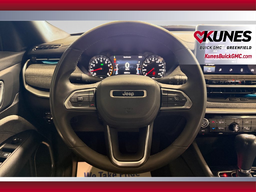 Used 2024 Jeep Compass Latitude AWD/4WD image 13