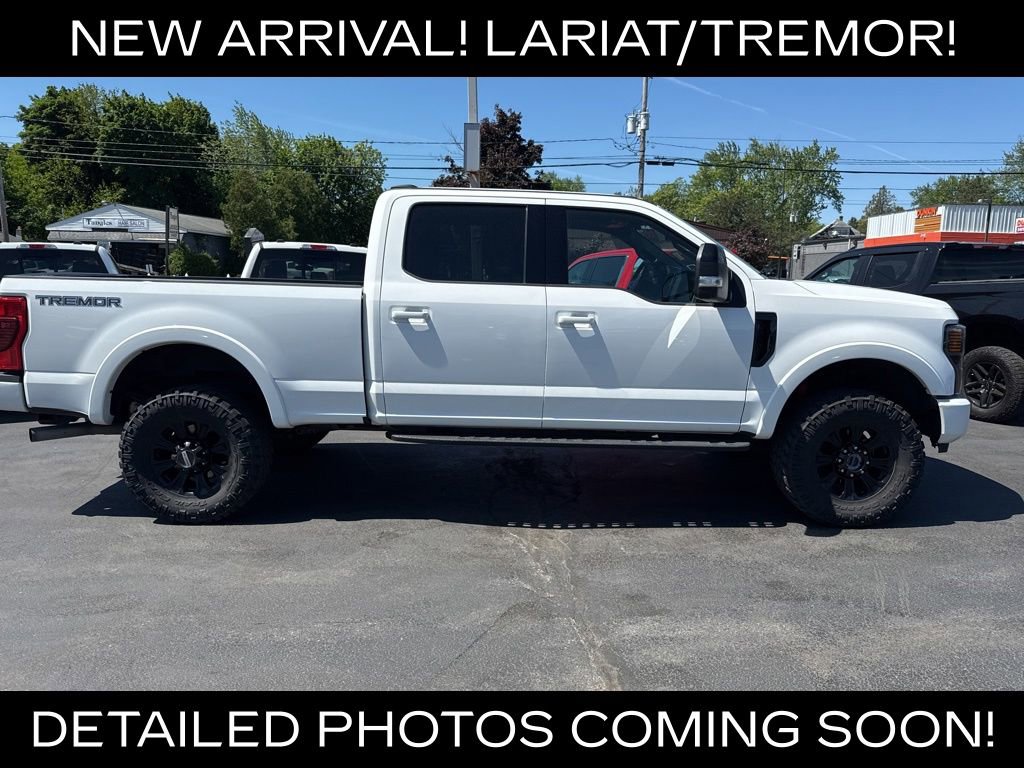Used 2022 Ford F350 Lariat w/ Tremor Off-Road Package AWD/4WD image 3