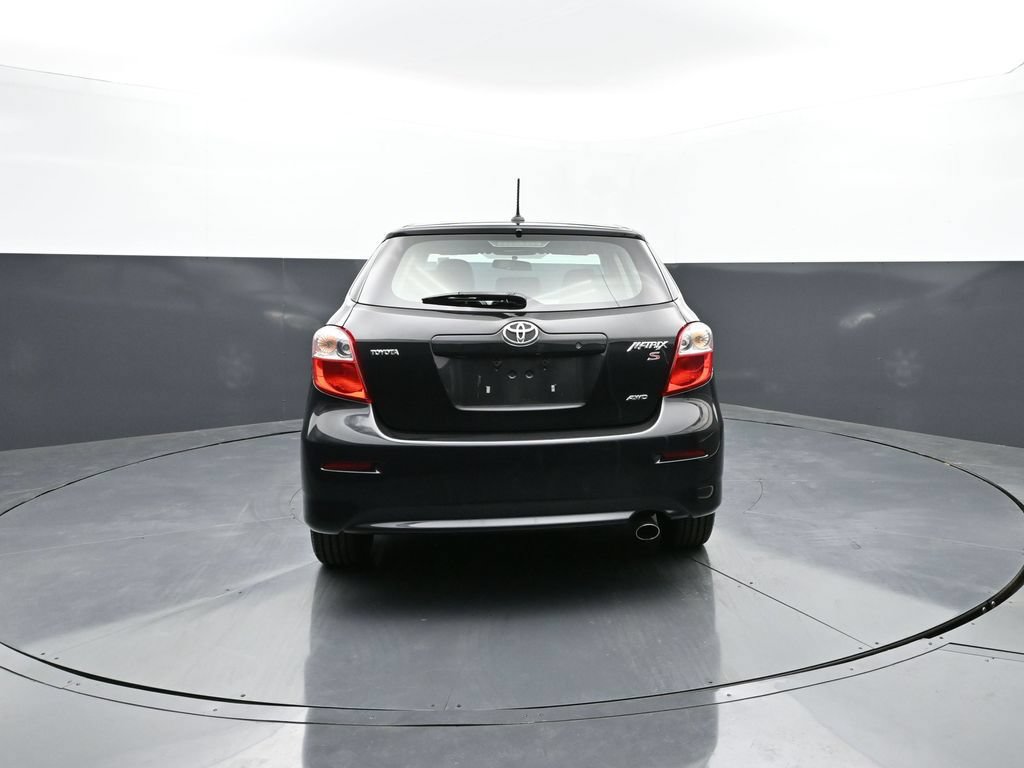 Used 2010 Toyota Matrix S AWD/4WD image 6