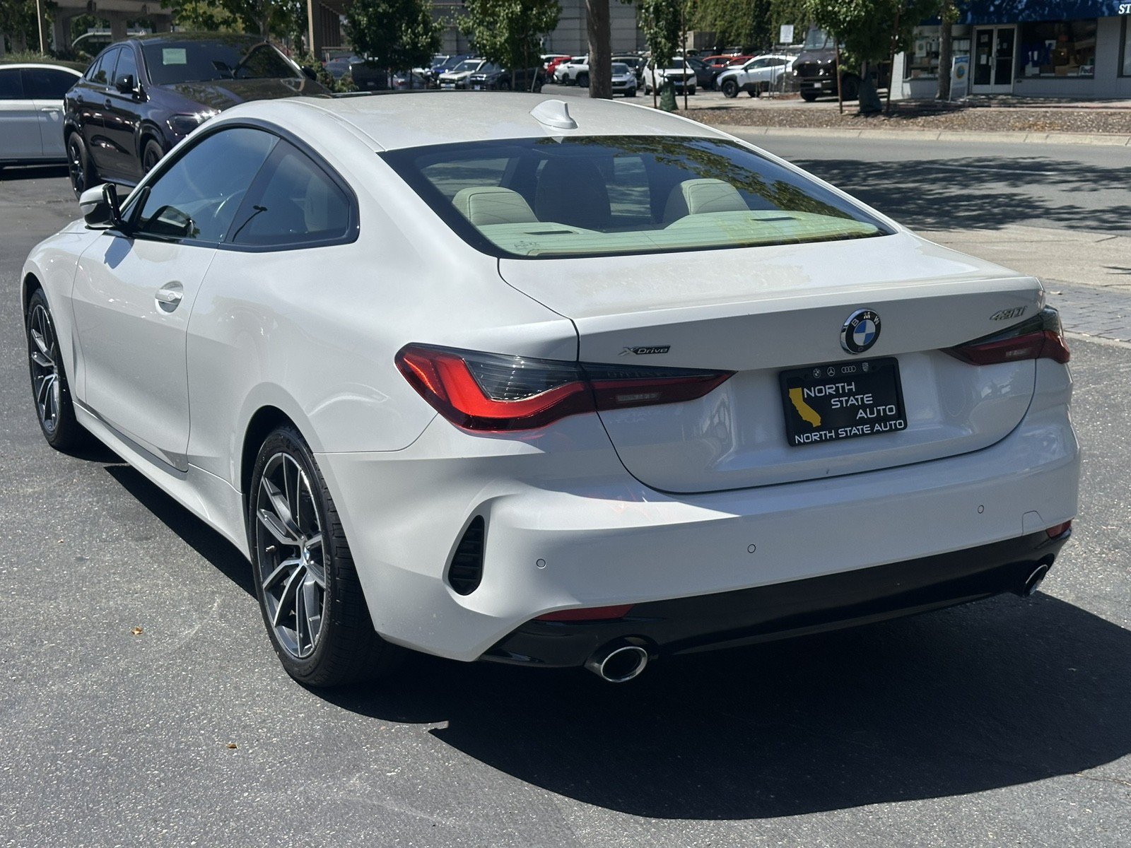Used 2022 BMW 430i xDrive Coupe w/ Convenience Package AWD/4WD image 11