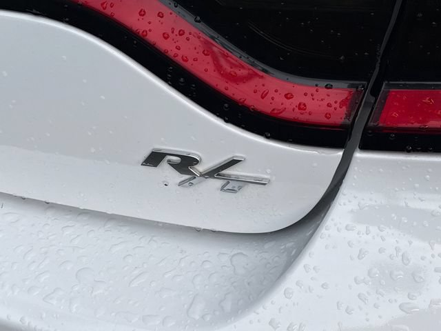 Used 2018 Dodge Charger R/T w/ Plus Group RWD image 7