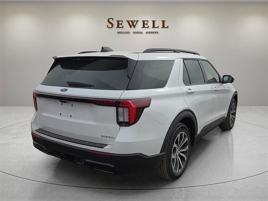 New 2026 Ford Explorer ST-Line w/ Premium Package image 4