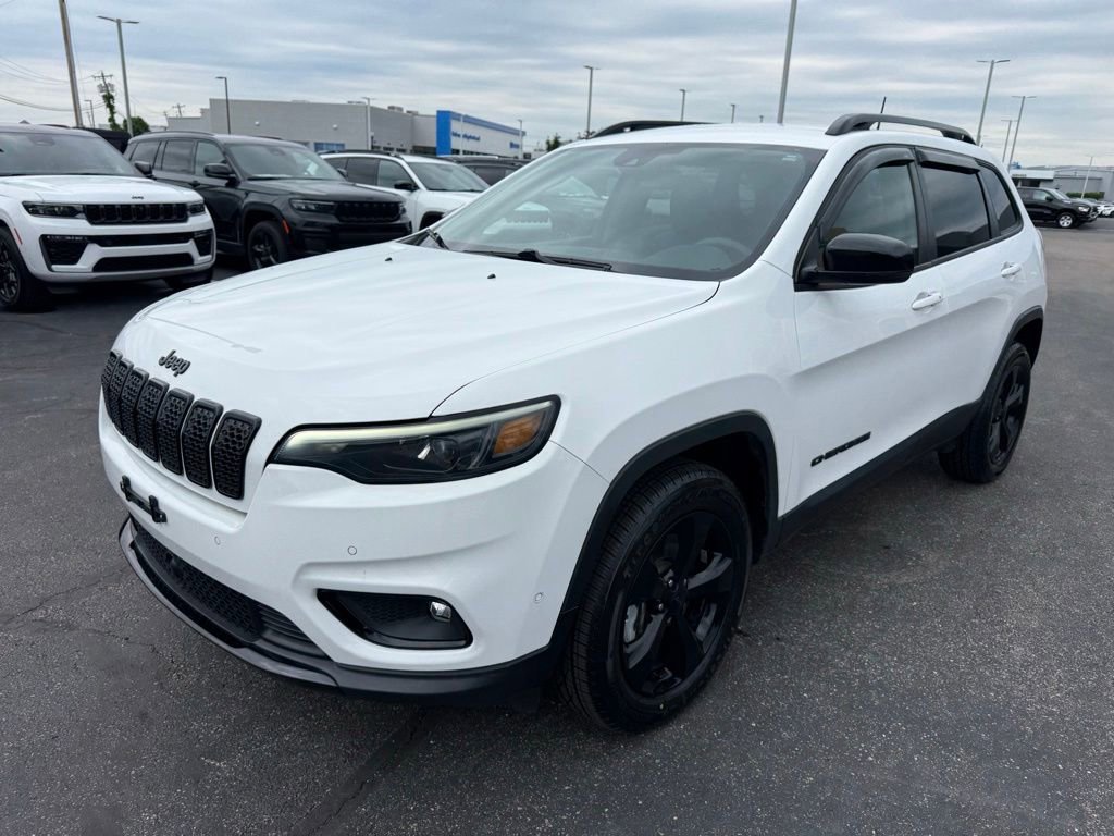 Certified 2023 Jeep Cherokee Altitude Lux AWD/4WD image 7