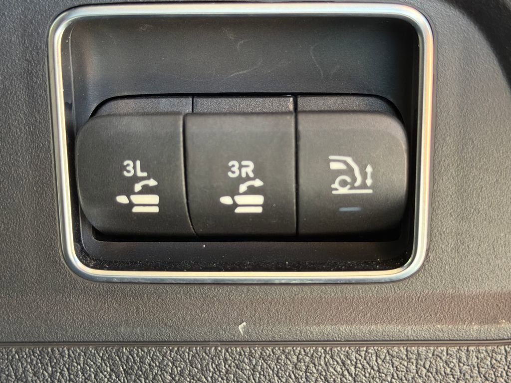 Certified 2023 Mercedes-Benz GLS 450 4MATIC image 53