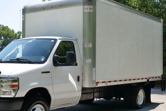 Used 2024 Ford E-450 and Econoline 450 Super Duty w/ Power Windows & Locks Group RWD image 39
